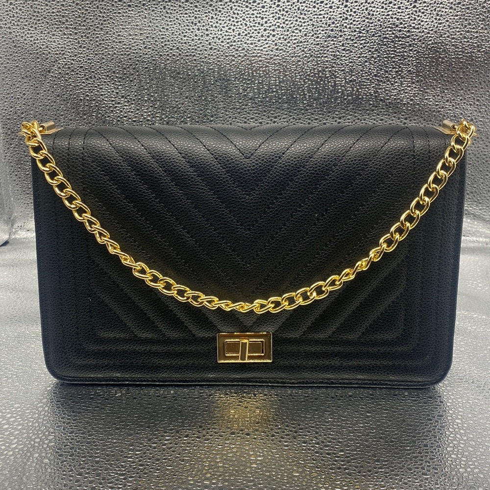 NWT Brand New With Tags Black Classic Handbag Crossbody | Shoulder Bag | Clutch